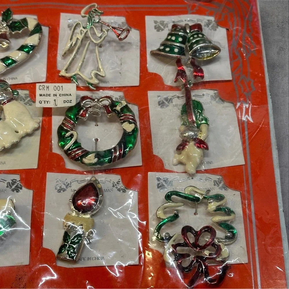 Vintage Christmas Brooch Set Merry Christmas Enamel Metal NOS New Old‎ Stock